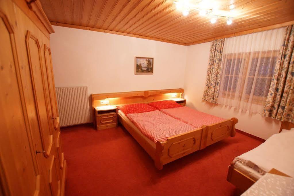 Thomanhof Chalet-Appartement ザールフェルデン・アム・シュタイナーネン・メアー エクステリア 写真